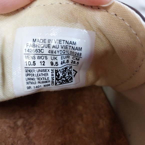 Converse Unisex Brown Leather Lace Up Size Men-10.5 Beautiful all leather . - Picture 5 of 8